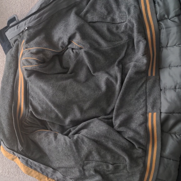 Weatherproof coat - Picture 5 of 9